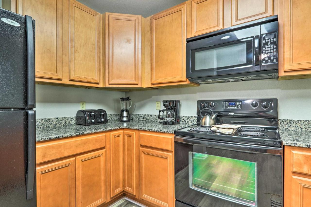 Downtown Pigeon Forge Condo With Pool Access! Екстериор снимка
