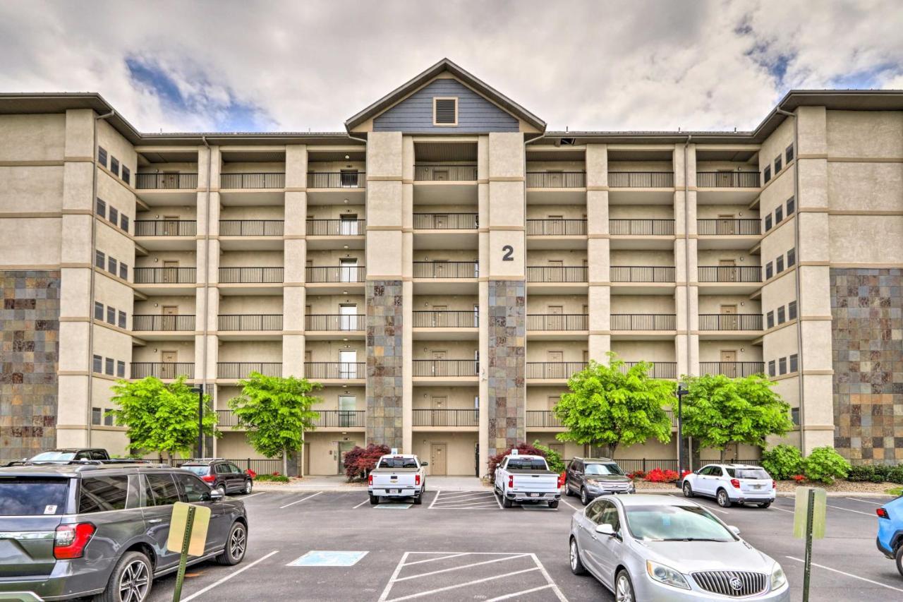 Downtown Pigeon Forge Condo With Pool Access! Екстериор снимка